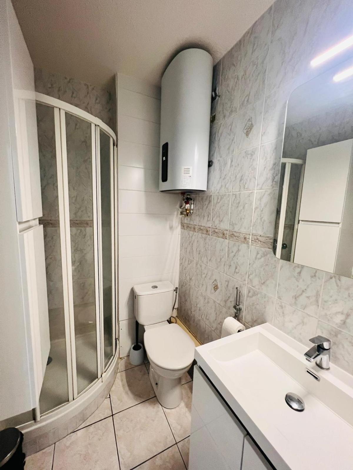 Les Appartements De Lina By Lg Immo - Self Check-In - La Grande Motte Bagian luar foto
